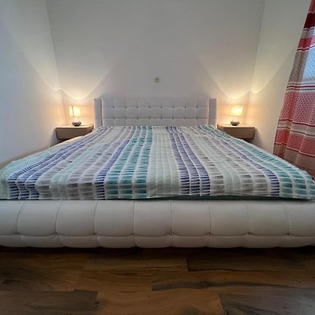 Villa Viktorija Galovac  外观 照片